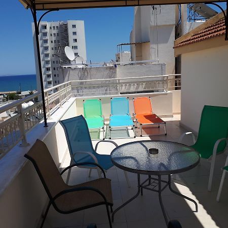 Panikos Beach Apartment I Larnaca Extérieur photo